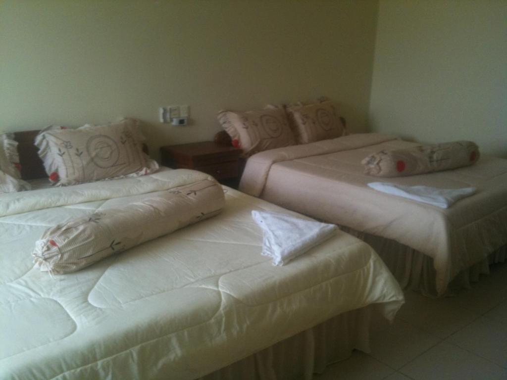 Chhne Chulsa Hotel Сиханоуквил Стая снимка