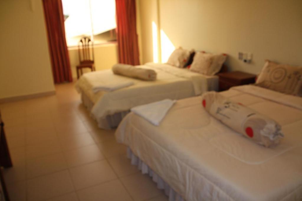 Chhne Chulsa Hotel Сиханоуквил Стая снимка